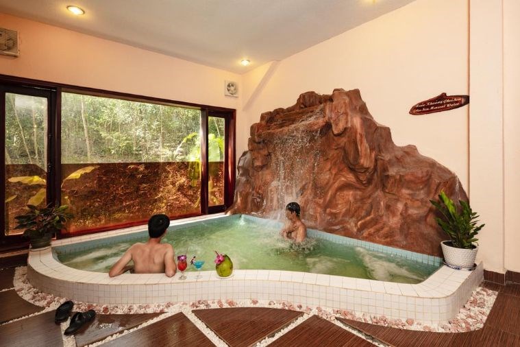 [Vietstar Resort & Spa Phú Yên] Combo tiêu chuẩn 2N1Đ - Đêm nghỉ - Ăn sáng - Đón tiễn sân bay